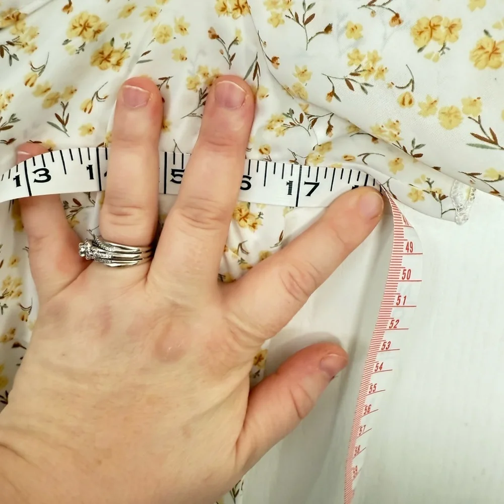 Lobito Floral Mini Dress - Picture 5 of 6